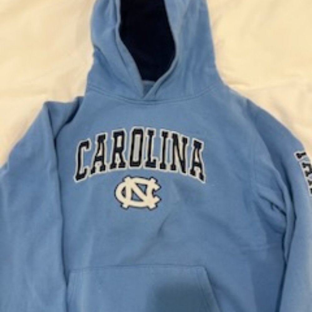 Vintage Carolina Tar Heels Hoodie size small